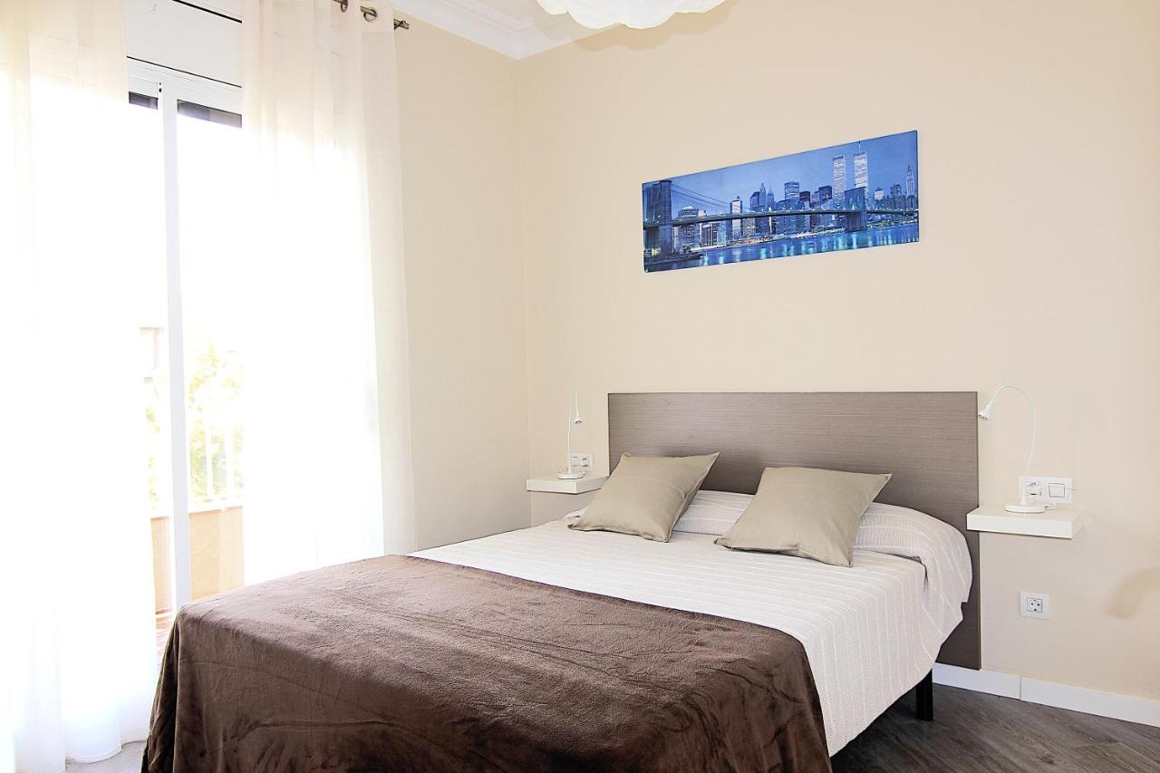 Felip - Spacious And Quiet Apartments Barcelona Buitenkant foto