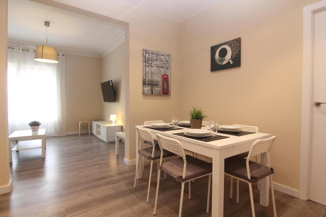 Felip - Spacious And Quiet Apartments Barcelona Buitenkant foto