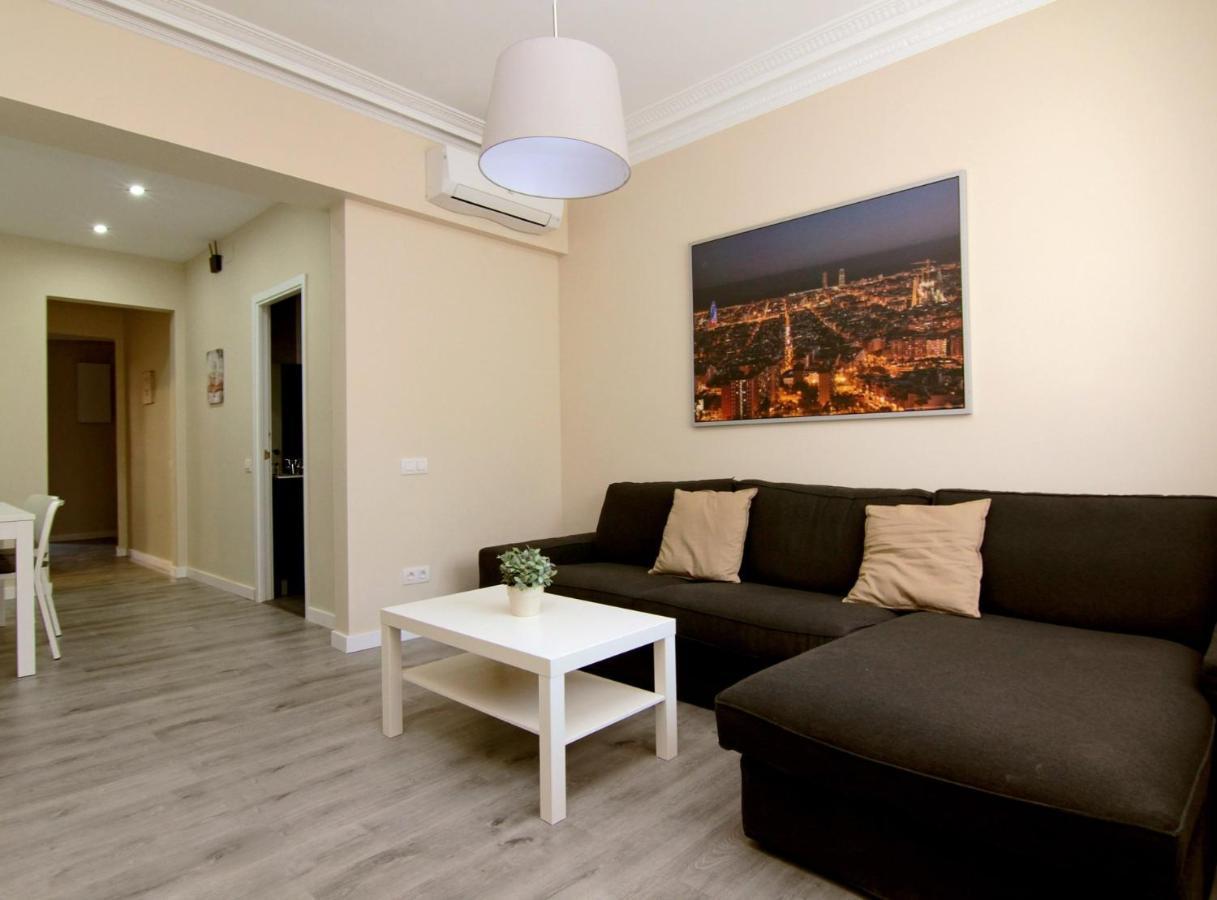 Felip - Spacious And Quiet Apartments Barcelona Buitenkant foto